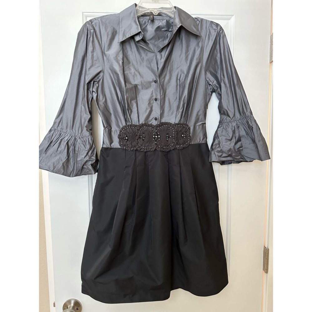 🌹Stunning cocktail dress, wore once for a few hours w/pockets. Great deal! ❤️